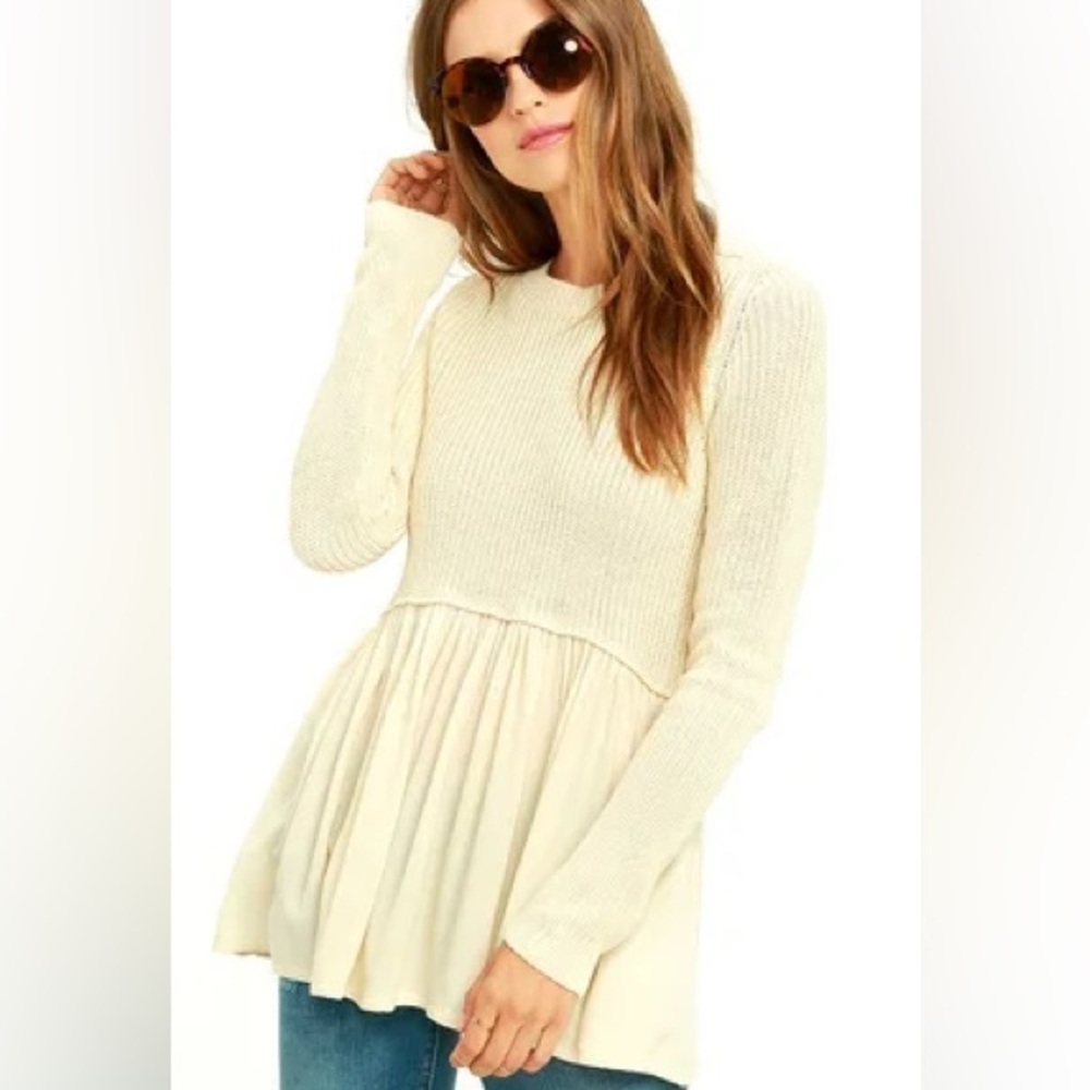 Black Swan ivory cotton and rayon sweater
Size XS